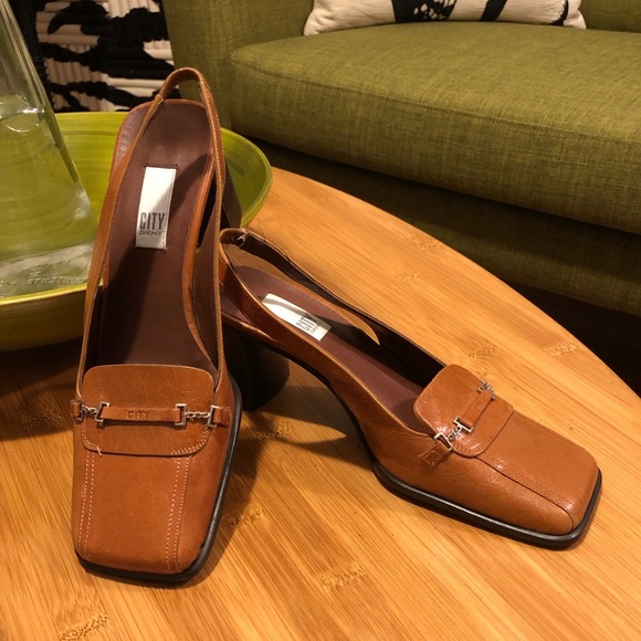 DKNY City Leather Slides Heels Camel Size 6 - Picture 2 of 9